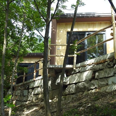 Pocitniski Hisici - Small Holiday Houses Ajdovscina Exterior photo